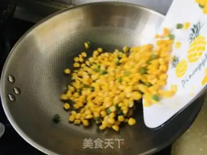 Make Peaches fried corn step 2