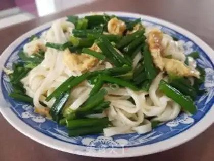 Make Oat eggs for noodles step 8