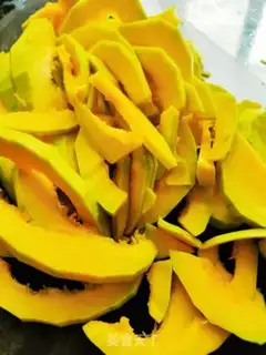 Make Pumpkin porridge step 1