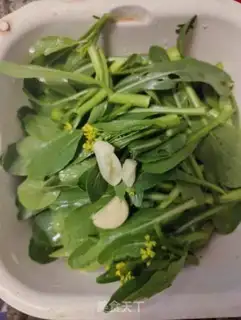Make Garlic step 0