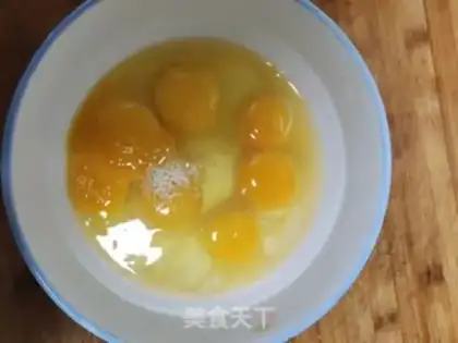 Make Smelt fried eggs step 3