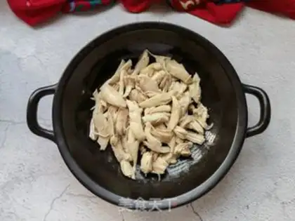Make Pimpy lemon hand tore chicken step 12