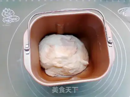 Make raisins with light cream step 2