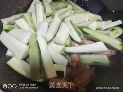 Make Smelt egg shrimp soup step 5