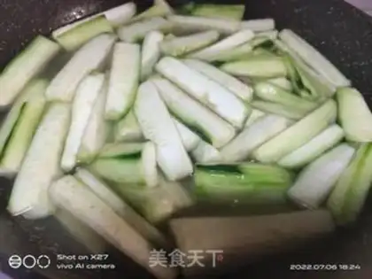 Make Smelt egg shrimp soup step 6