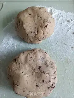 Make Red-treeball step 3