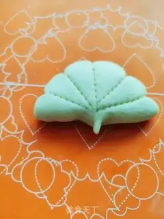Make A leaf clip step 15