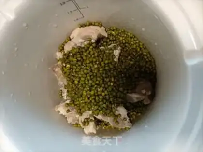 Make Green Bean Dragon Bone soup step 2
