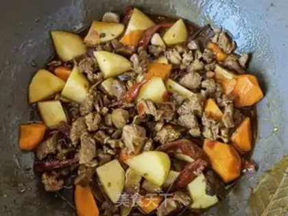 Make Carrot potatoes, lamb stew step 13