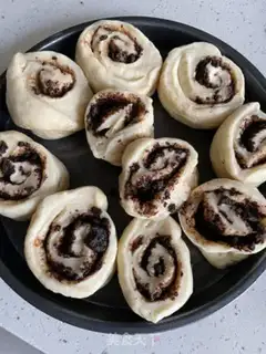 Make Cinnamon rolls step 15
