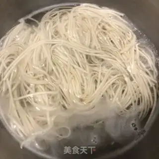 Make Shrimp noodles step 6