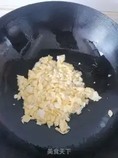 Make Scrambled eggs step 3