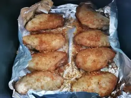 Make Air-fried spicy chicken wings step 9