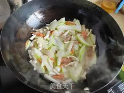 Make Shrimp, puffy mushrooms step 7
