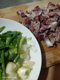Make Duck kidney onions step 0