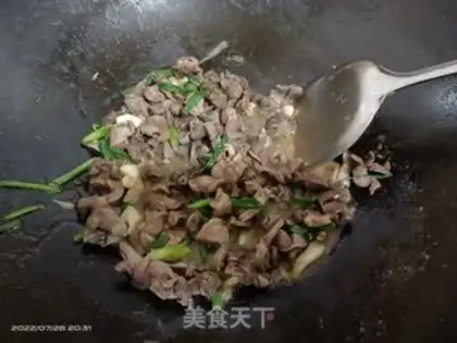 Make Duck kidney onions step 5