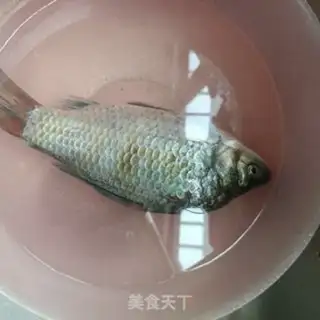 Make The radish fish soup step 0