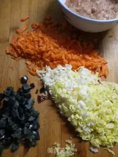 Make Carrot-skinned eggs step 1