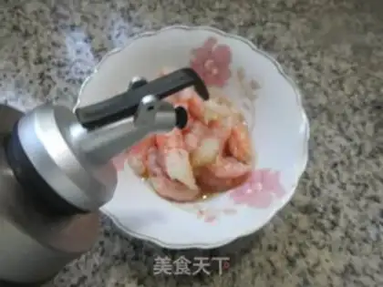 Make Shrimp tomatoes step 1
