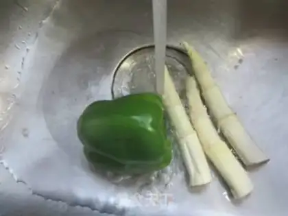 Make Shrimp tomatoes step 3