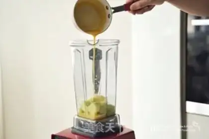 Make The melon picks up the boulder ice cream step 1