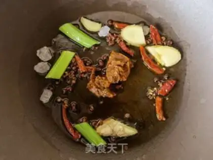 Make Potato-cooked chicken leg step 4