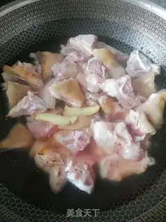 Make Red burning of pigs