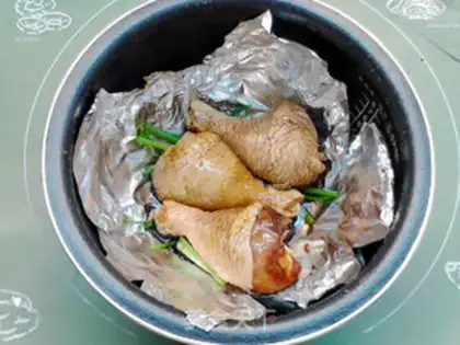 Make The chicken leg of the rice sauce step 5