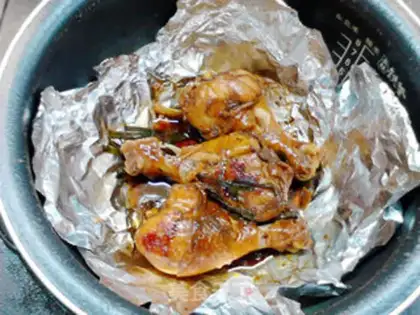 Make The chicken leg of the rice sauce step 8
