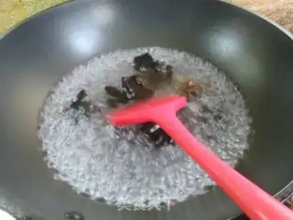 Make Black-mucked cucumber step 2