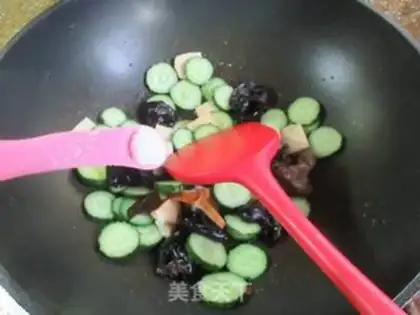 Make Black-mucked cucumber step 5