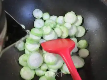 Make White curd milk for elastic silkmelon step 5