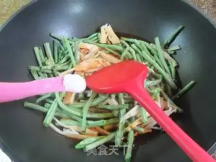Make The water burns the beans step 4