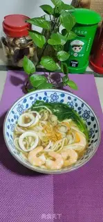 Make Seafood noodles step 10