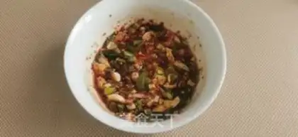 Make Spicy noodles step 4