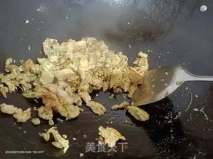 Make Onions, fried eggs step 5