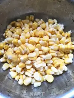 Make Pumpkin corn porridge step 1