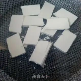 Make Eggs and tofu step 1