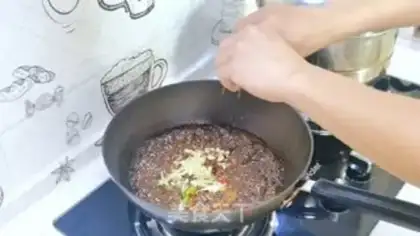Make Garlic noodles step 4