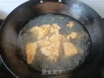 Make Eggball soup step 4