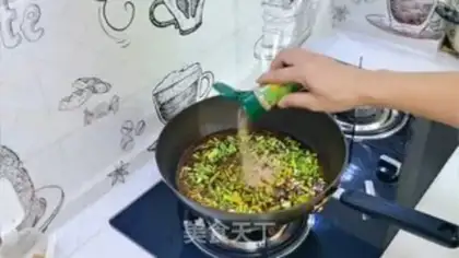 Make Garlic noodles step 7