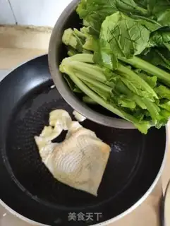 Make Spring chicken bone soup step 6