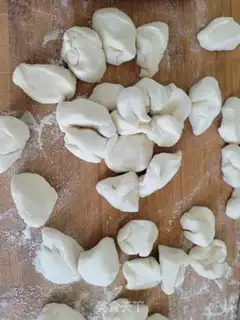 Make Shrimp dumplings step 4
