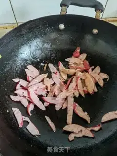 Make Cabbage with red sausage step 3