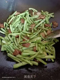 Make Five flowers and beans step 3