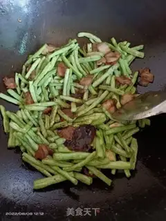 Make Five flowers and beans step 4
