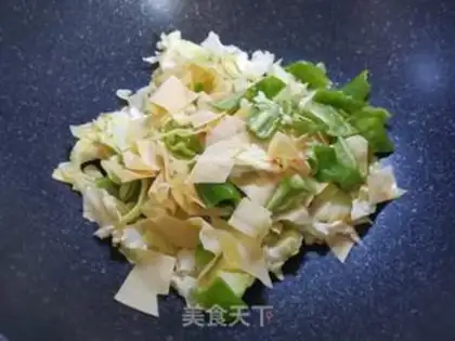 Make Scrambled tofu step 1