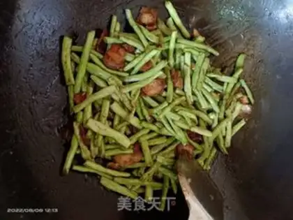 Make Five flowers and beans step 5