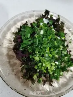 Make The onion sour noodles step 0