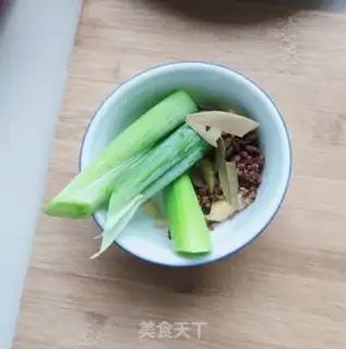 Make Pig hoofed chicken claws step 2
